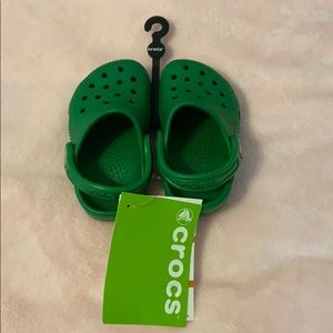 NWT baby crocs